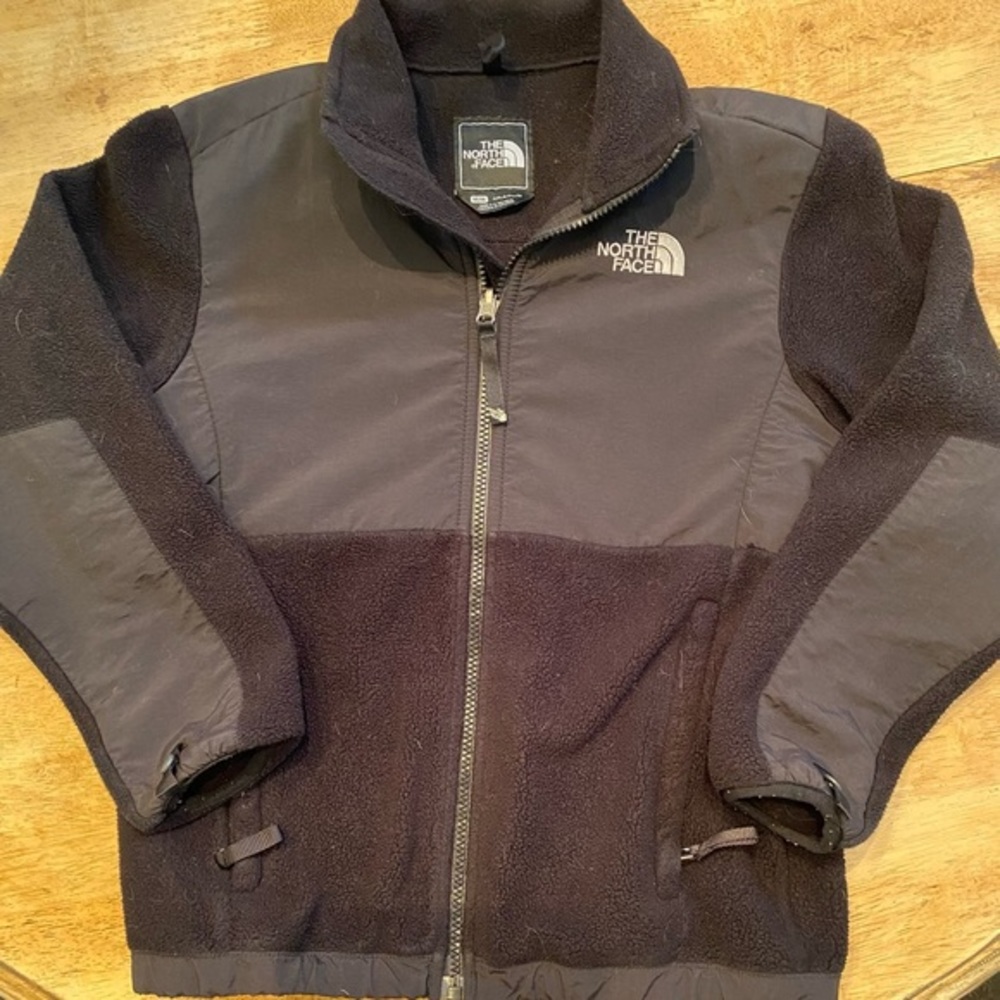 The North Face‎ Denali Girl’s Size Medium Black Zip Up Polartec Jacket